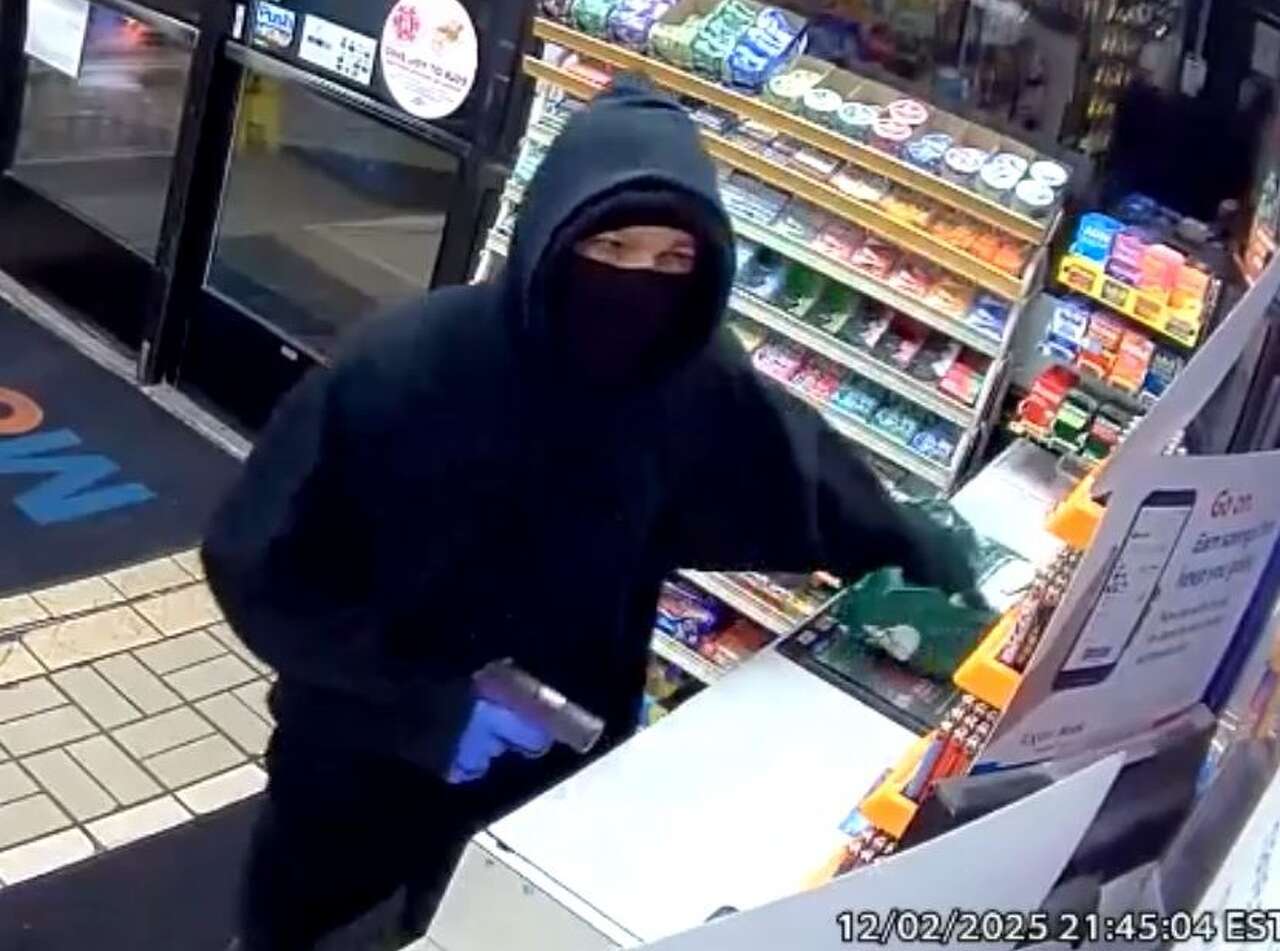 New London police investigating gunpoint robbery at gas station, chief says
