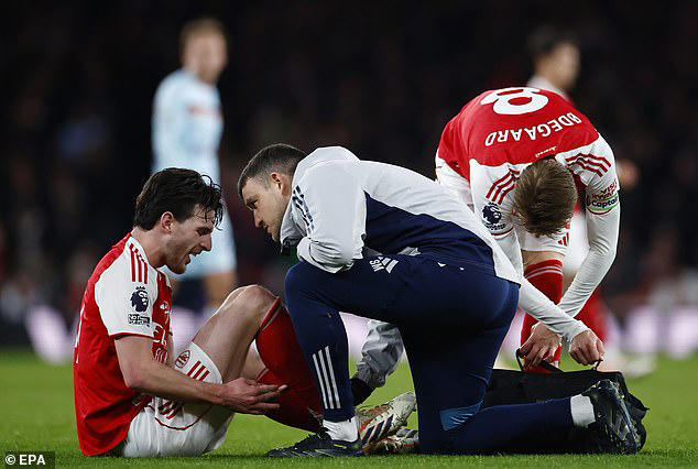 Arsenal 2-0 Brentford: Gunners avoid tripping up against spirited Bees