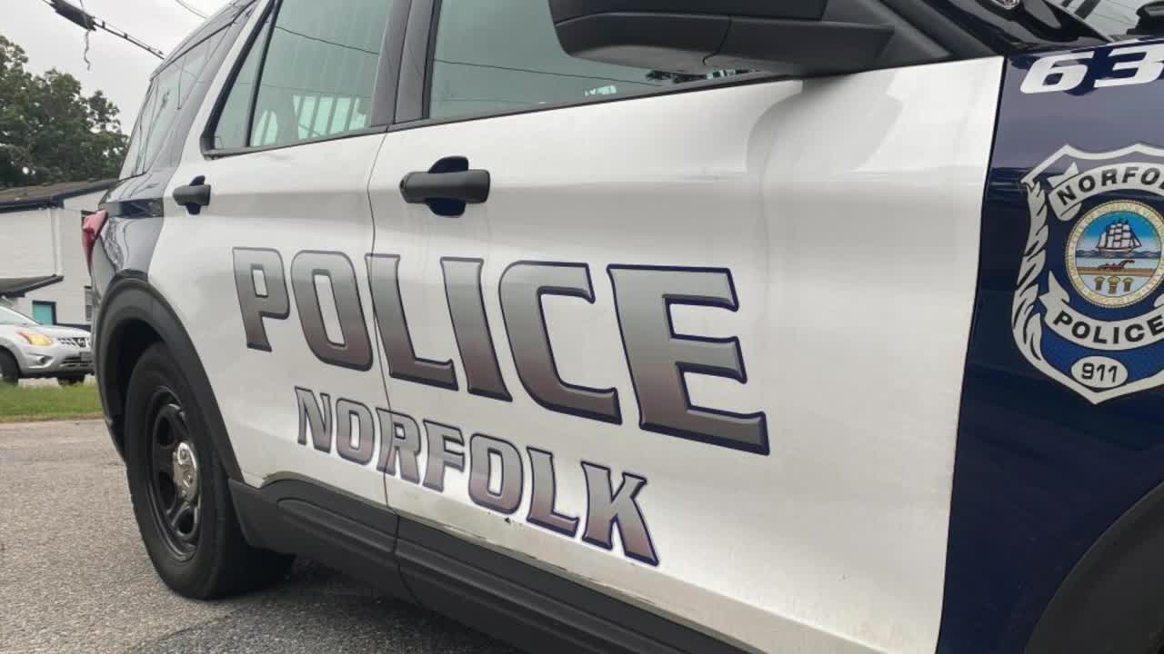 Norfolk police investigate viral video alleging ICE detention of Navy(00)