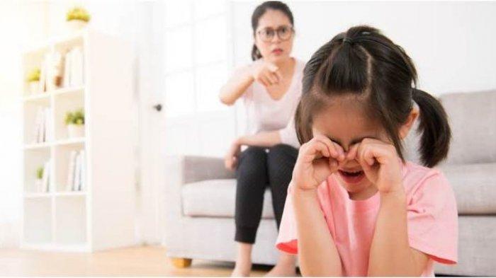 5 Dampak Berteriak pada Anak, Termasuk Kurangi Rasa Percaya Diri