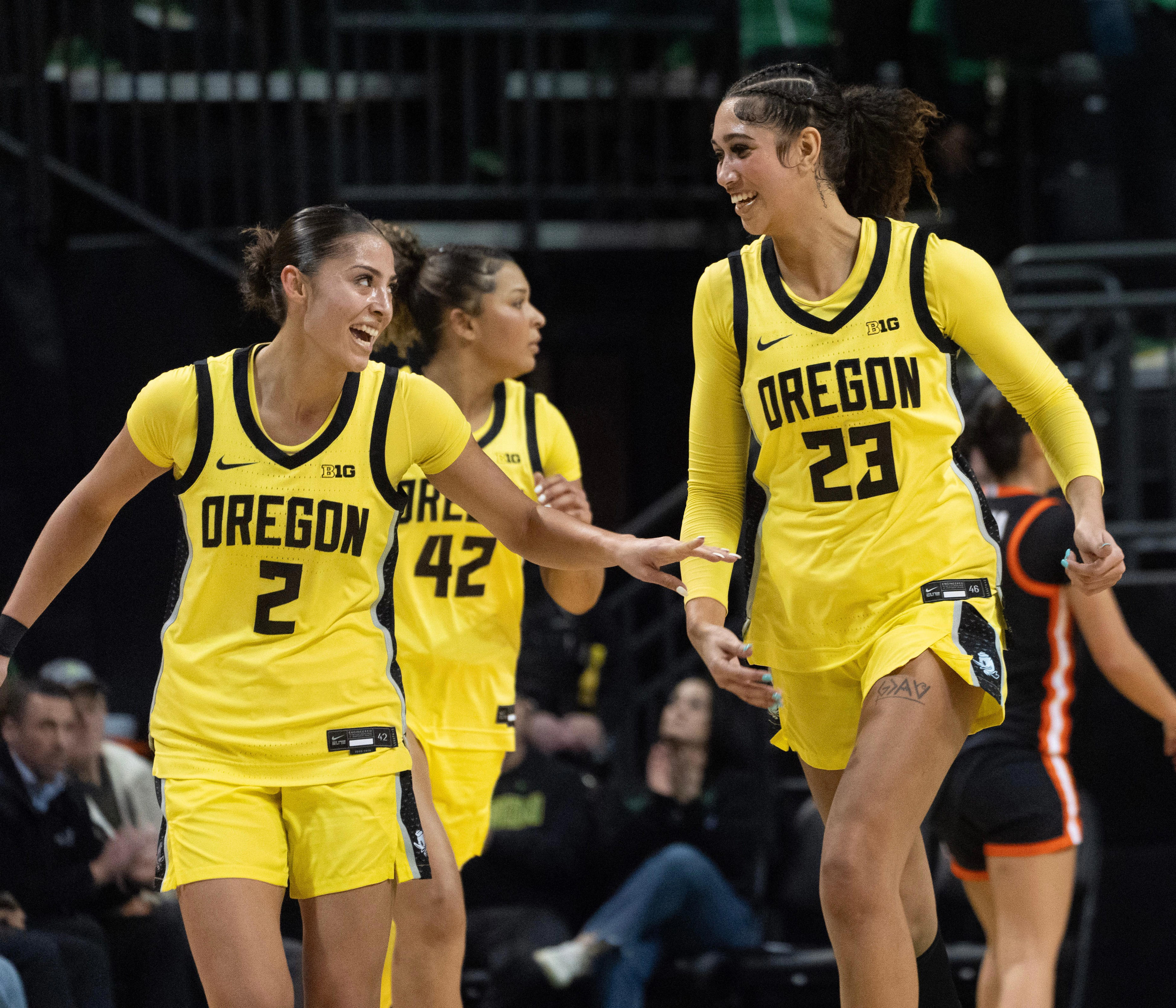 Oregon women's basketball's offense explodes in win over Oregon State