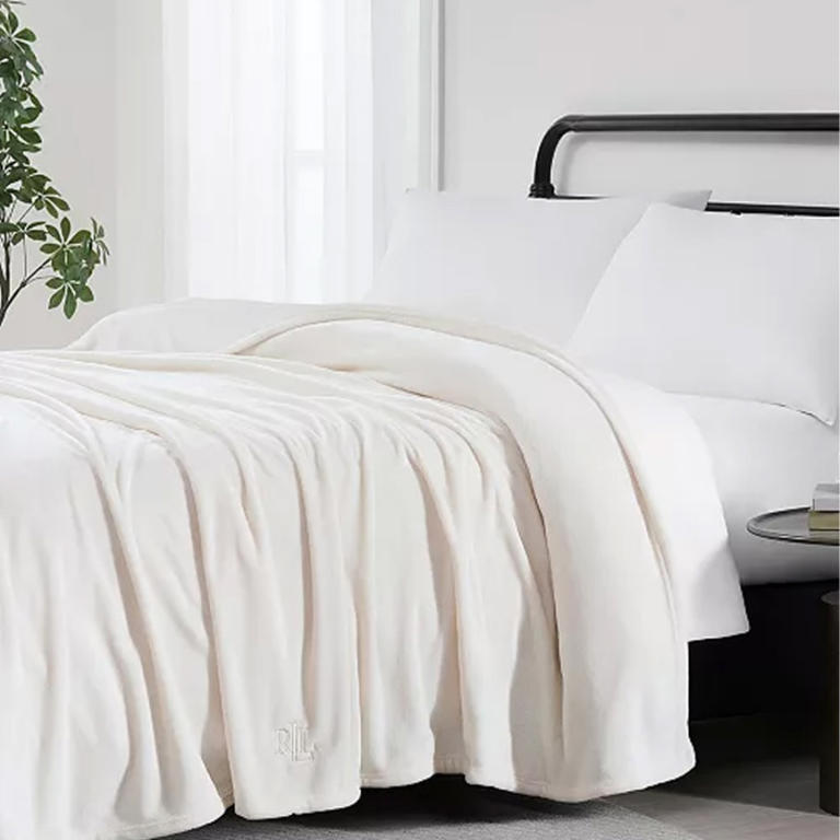 Macy’s has an 'extremely soft' micromink blanket on sale for only $24 ...