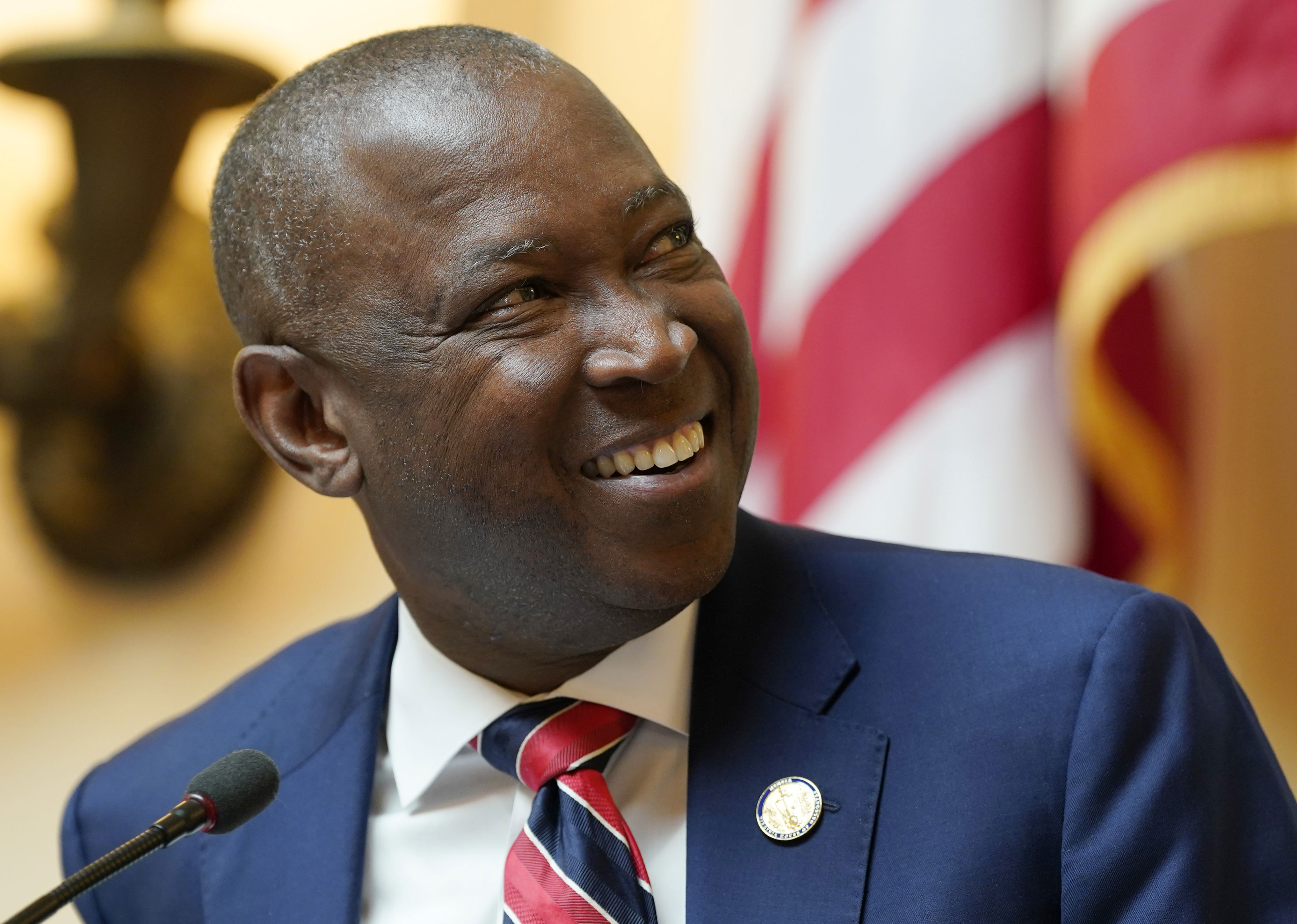 Virginia Democrats propose redrawing maps to get four new seats