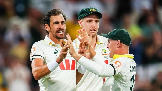 Wasim Akram can't keep calm after Mitchell Starc breaks his world ...