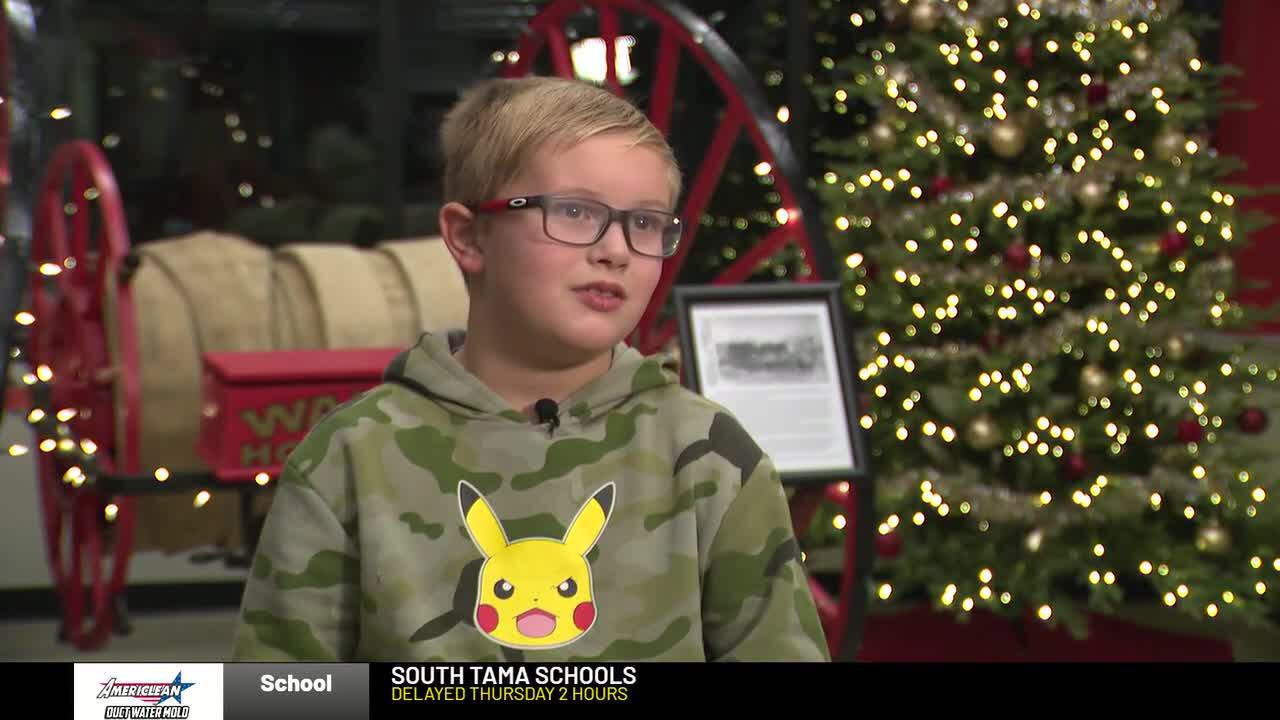 Iowa boy clears fire hydrant, helps firefighters save lives(02)