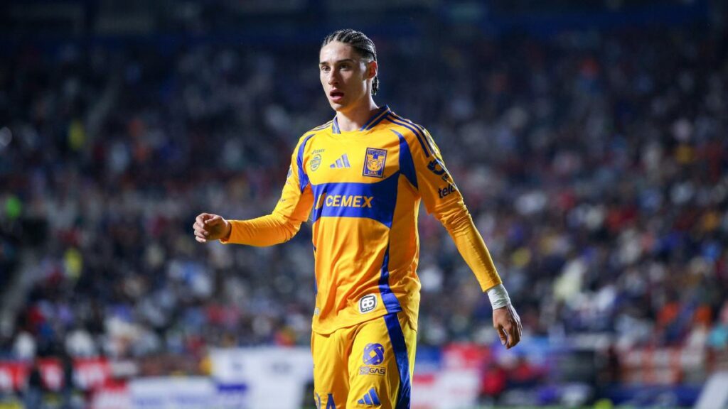 Marcelo Flores entrenó con Canadá | Imago 7