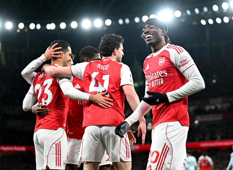 Arsenal strengthen biggest weapon in ominous sign for title rivals
