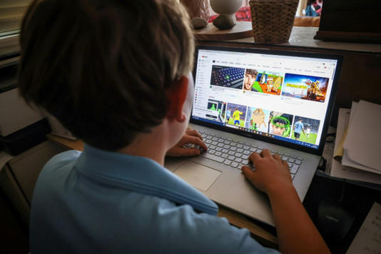 Australia afirma que las redes sociales pueden ser perjudiciales para los niños