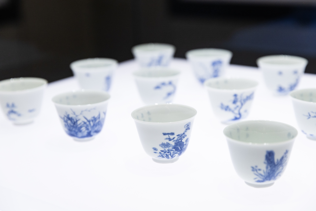 中国 青花花文碗 N 8062E中国古染付麒麟文椀 中国 青花花文碗 N 8062E