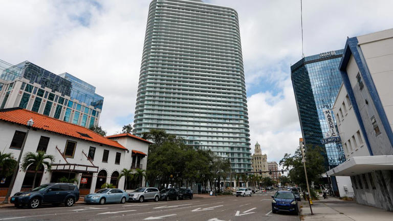 St. Petersburg’s tallest tower, 400 Central, is move-in ready. See inside.