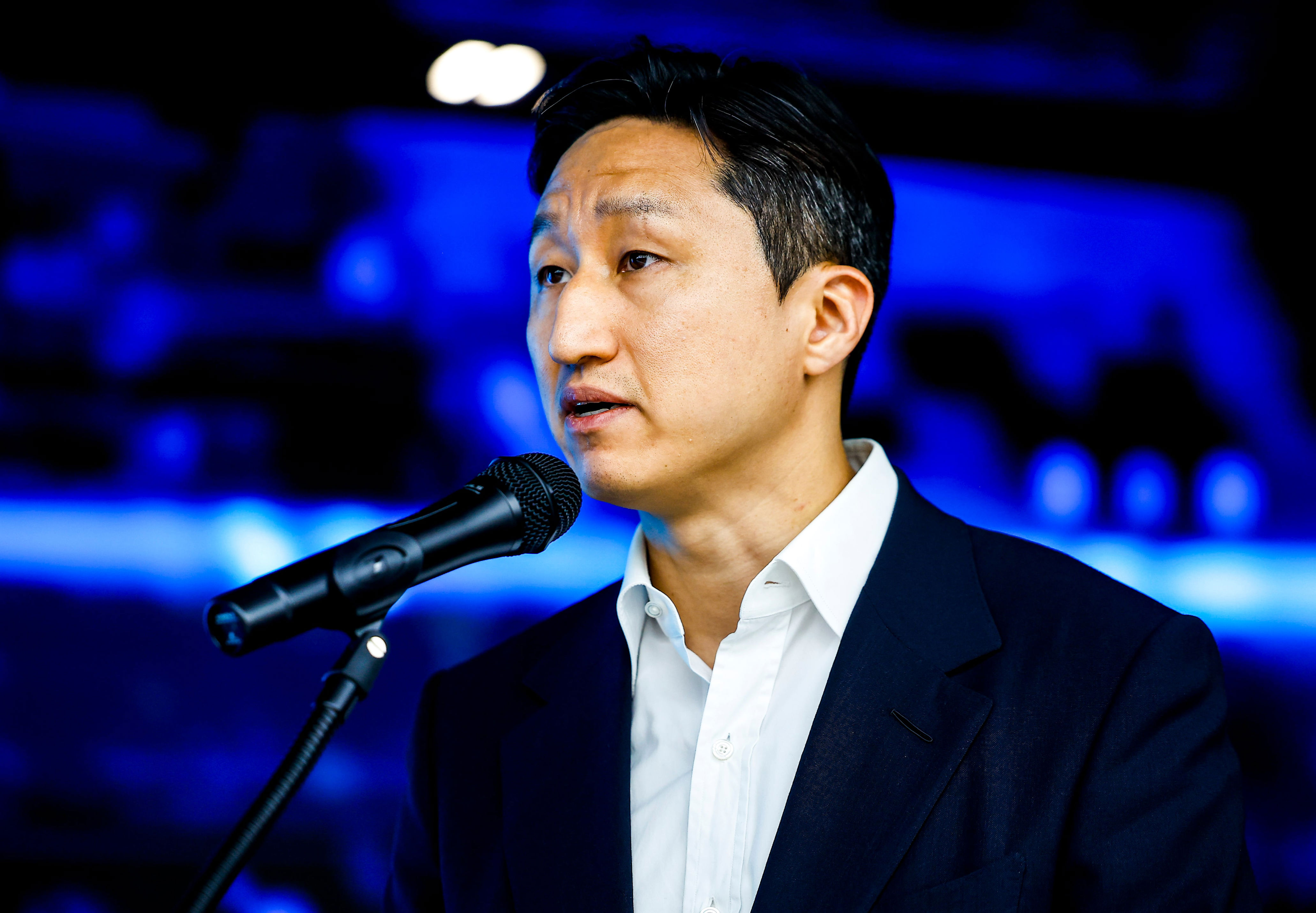 HD Hyundai chairman urges innovation amid record sales