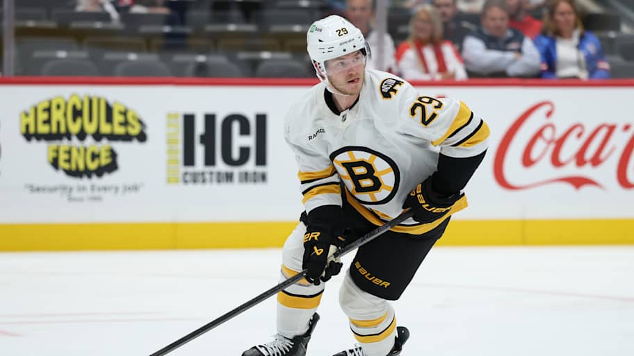 Bruins make puzzling roster move amid growing numbers of injuries