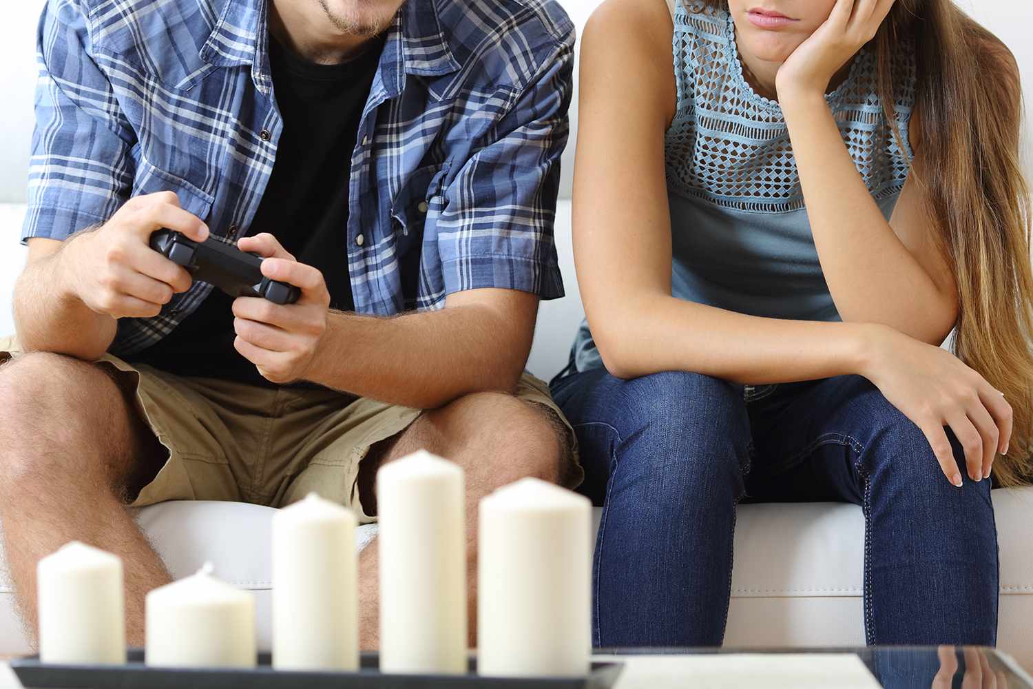 Girlfriend accuses boyfriend of being 'selfish' for not giving up video ...