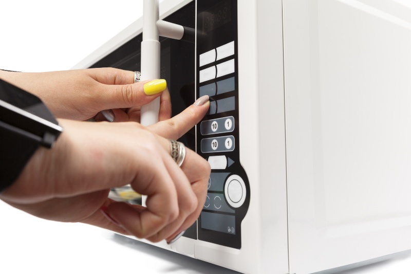 AA1RIYsf Why your microwave might be ruining your food, according to science