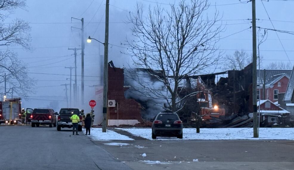 Round Up bar destroyed by large fire overnight in Perry Co.