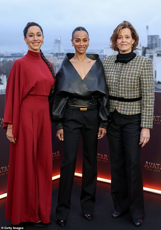 Sigourney Weaver looks youthful aged 76 as she joins Zoe Saldana at ...