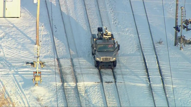 All South Shore Line train service restored following 'overhead wire issue'