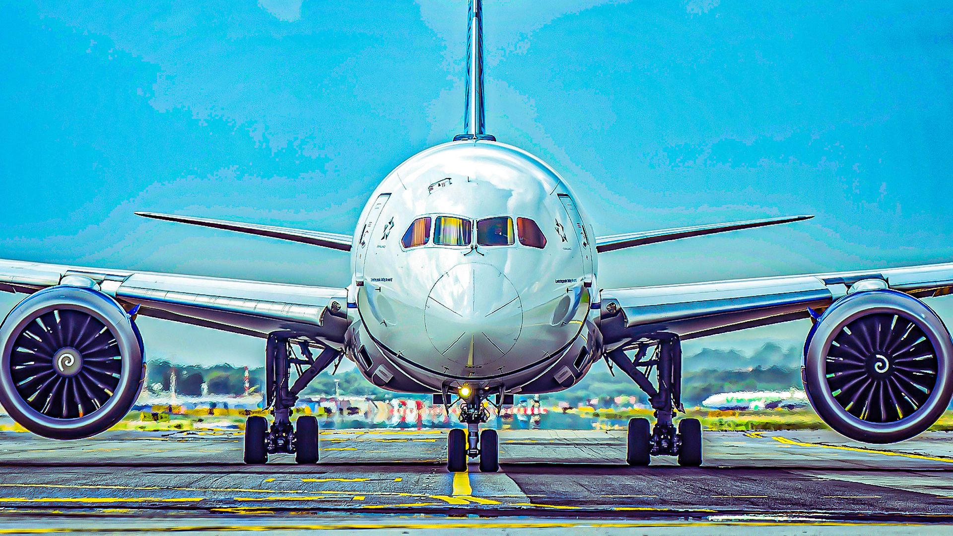 Why doesn’t the Boeing 787 Dreamliner have an exclusive engine type?
