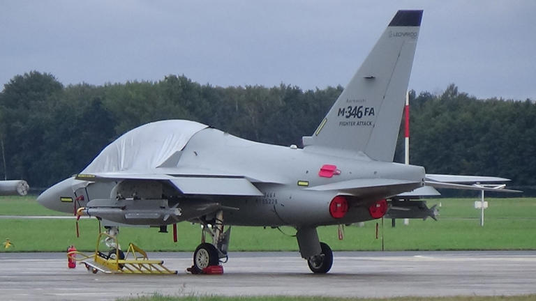 Austria finalizes its M-346FA fighter purchase