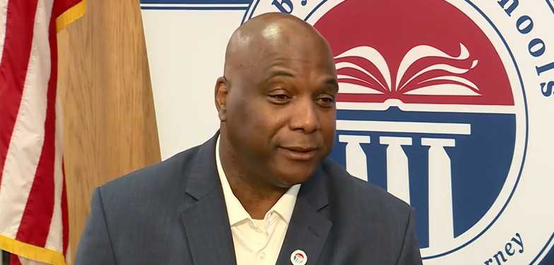 Shelby County Schools superintendent Lewis Brooks announces retirement