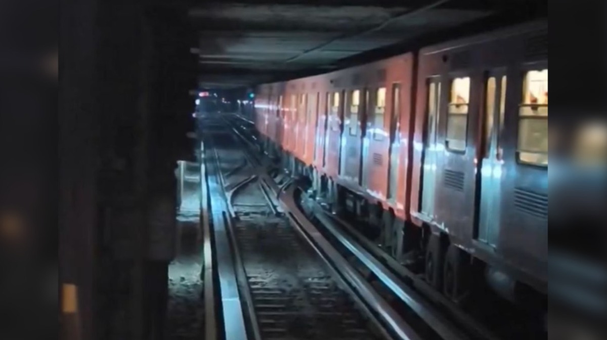 Retiro de tren de Línea 3 del Metro de CDMX provoca suspensión del ...