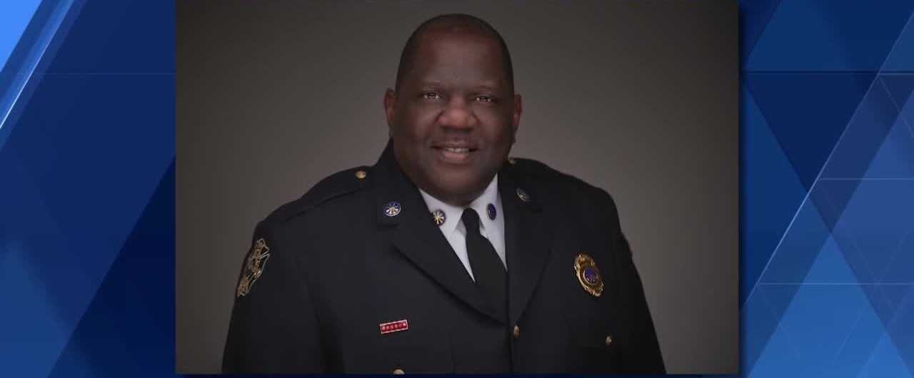 Riviera Beach residents rally behind assistant fire chief as union ...