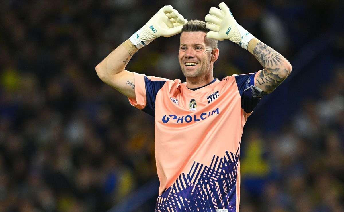 El Atlanta United de Martino compite con el Inter Miami de Messi por el portero Guido Herrera