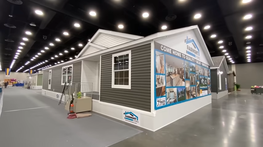 "Harbor Town" by Fairmont Homes | 3 bed, 2 bath mobile house tour