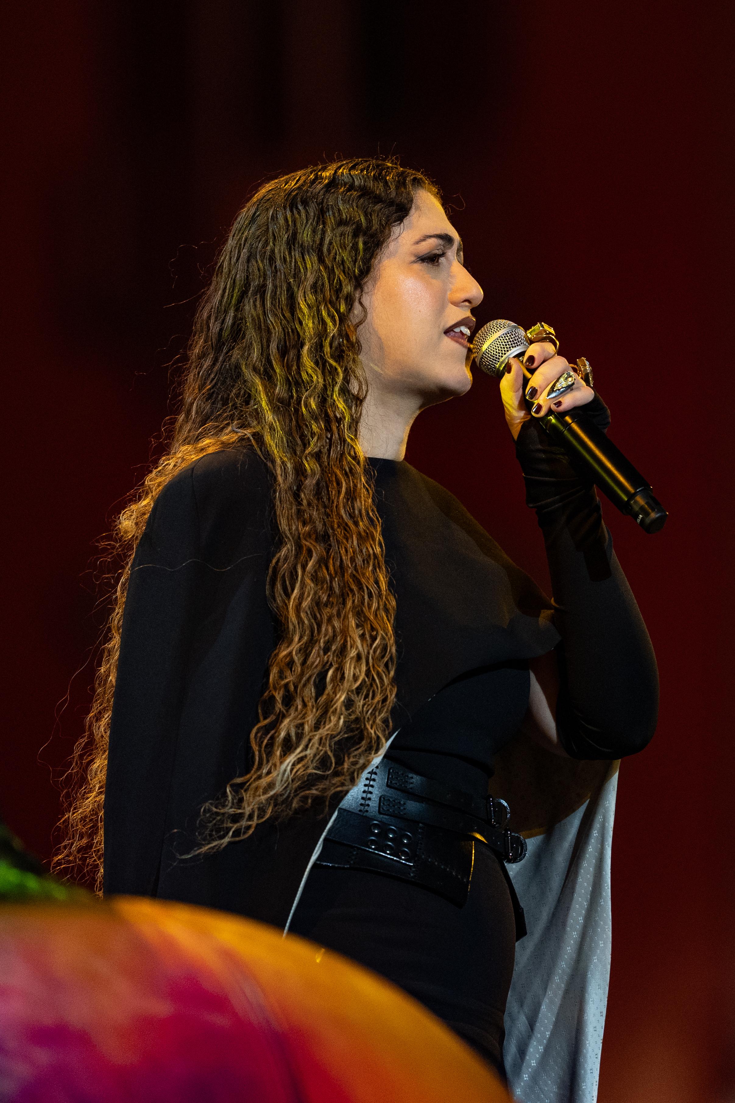 Rob devastante, Delia sacerdotessa: le pagelle della finale di X Factor ...