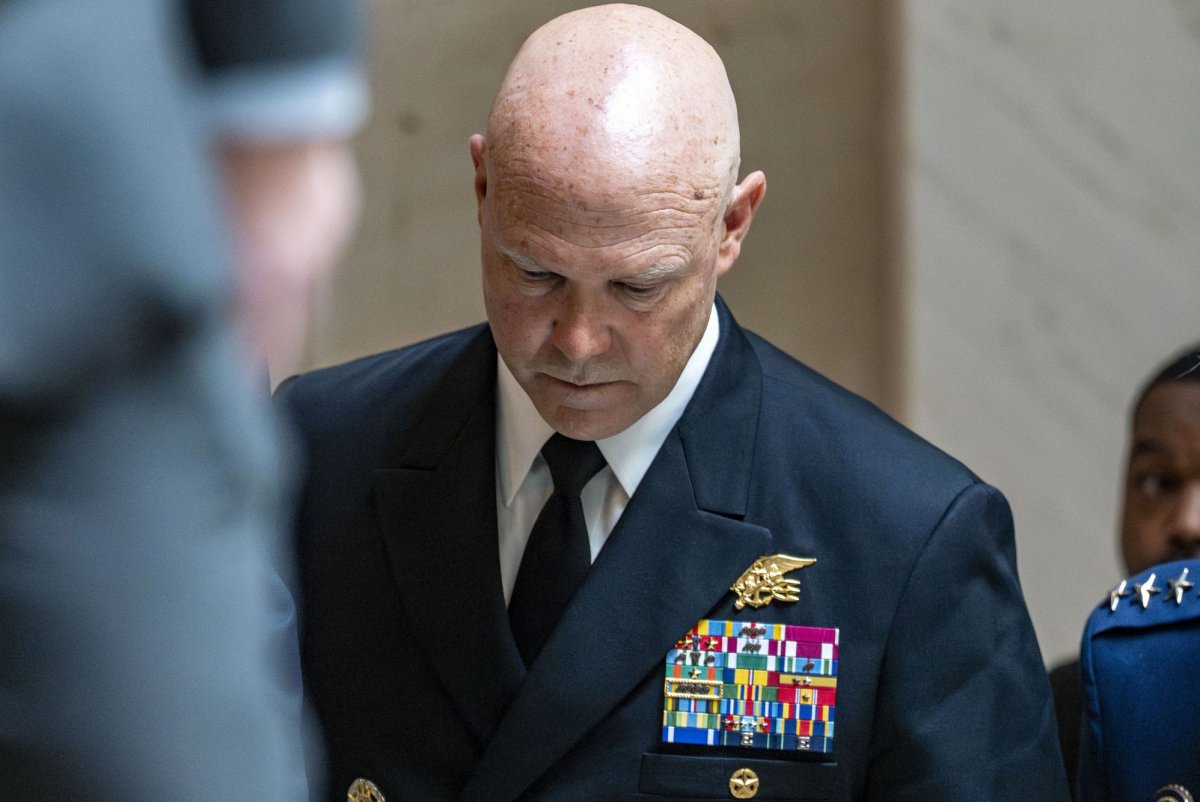 No 'kill everybody' order from Hegseth, Adm. Bradley tells lawmakers