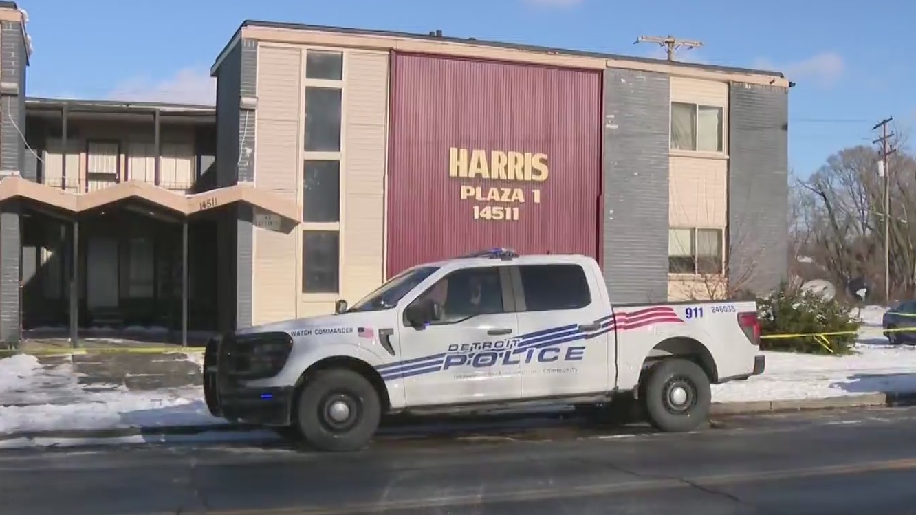 Man killed, woman injured in double shooting at Detroit apartment