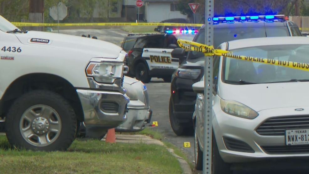 Single gunshot leaves man dead in broad-daylight shooting, police ...