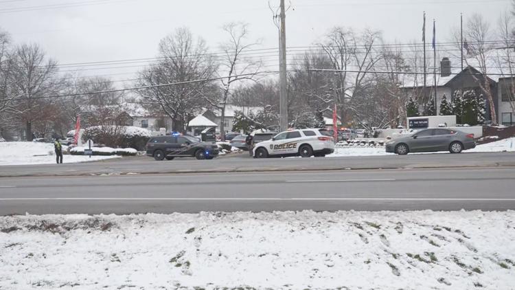 LMPD officers fatally shoot suspect in Hurstbourne Acres; investigation ...