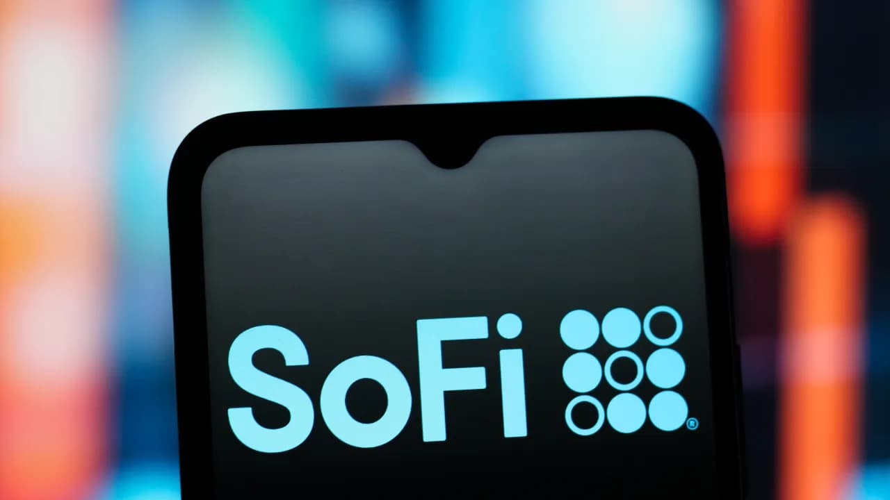 SoFi Technologies stock slides after-hours on $1.5B equity offering amid  fresh expansion into crypto services
