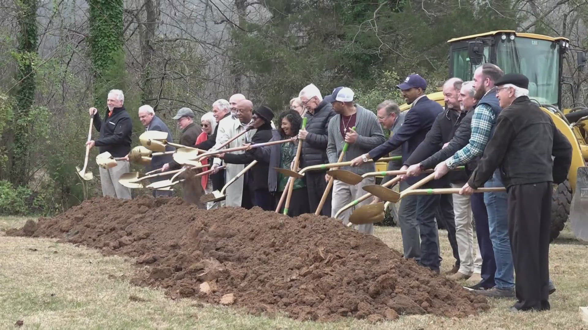 Oak Ridge Housing Authority breaks ground on new affordable housing in ...