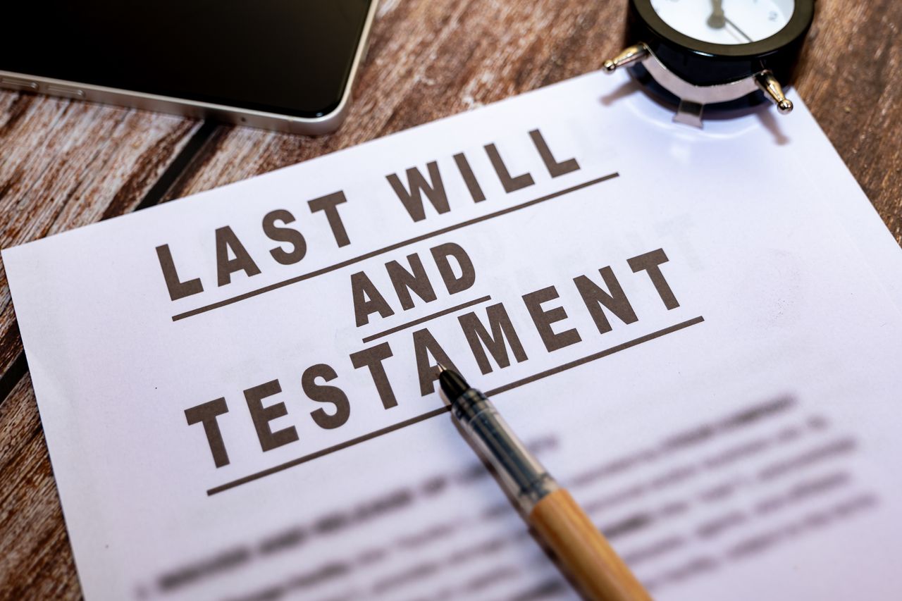 10 things you should leave out of your will, according to experts