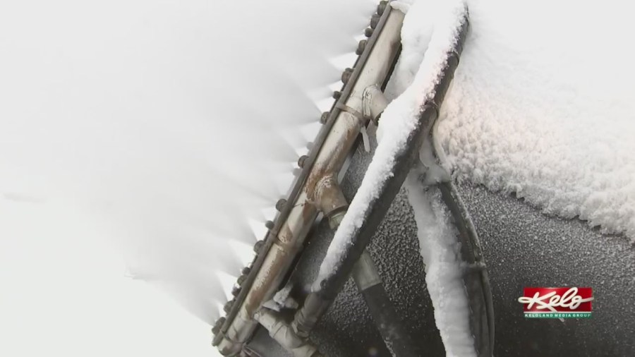 Snowmakers get Great Bear ready for skiers and snowboarders
