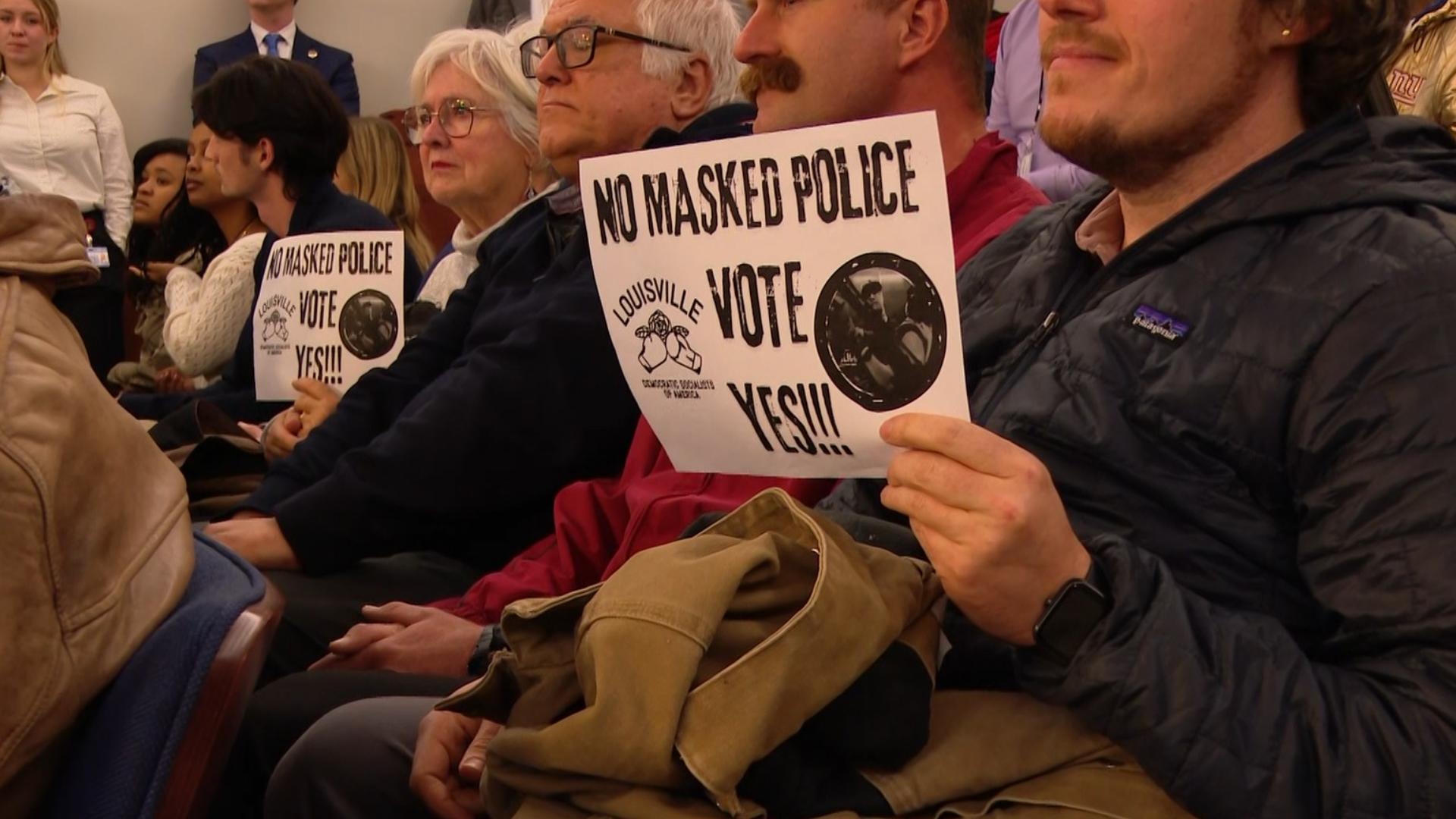 Louisville council rejects ordinance banning masks for police and ICE ...