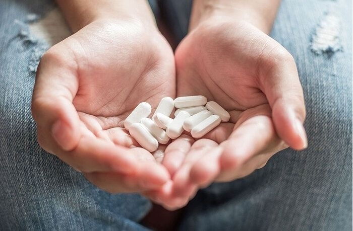 Lạm dụng thuốc giảm cân, trắng da 'siêu tốc', người trẻ nguy cơ suy thận cấp