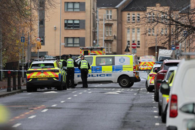 Police cordon off temple on Glasgow street amid ongoing incident