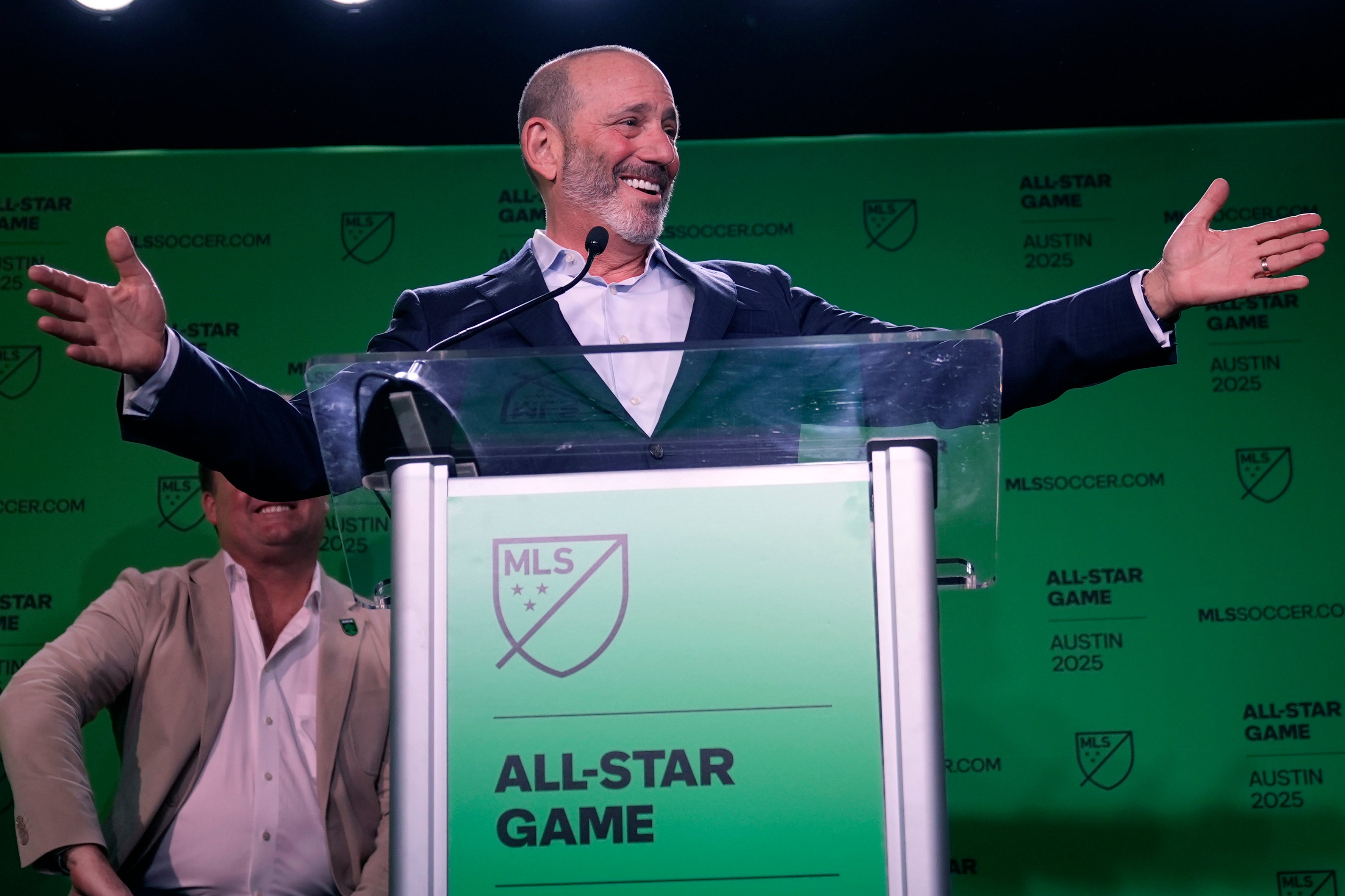 El jefe de la MLS emite veredicto sobre un posible cambio en las reglas del fútbol estadounidense