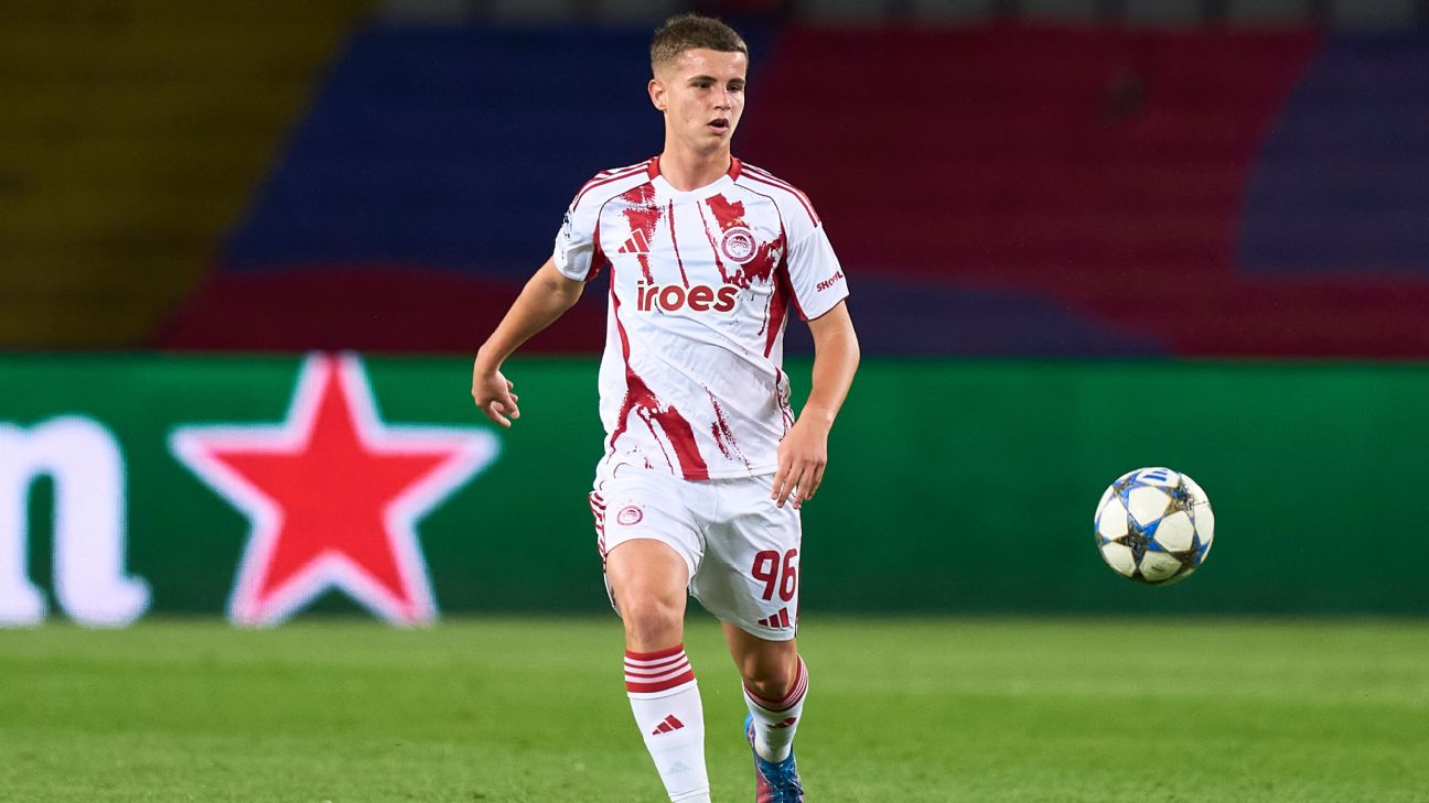 Transfer rumors, news: Real Madrid, Man Utd eye Mouzakitis