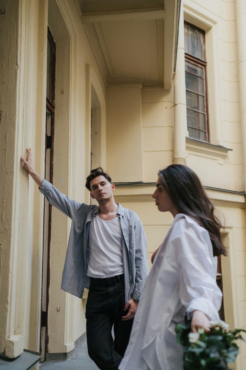 8 habits men develop when they've emotionally checked out