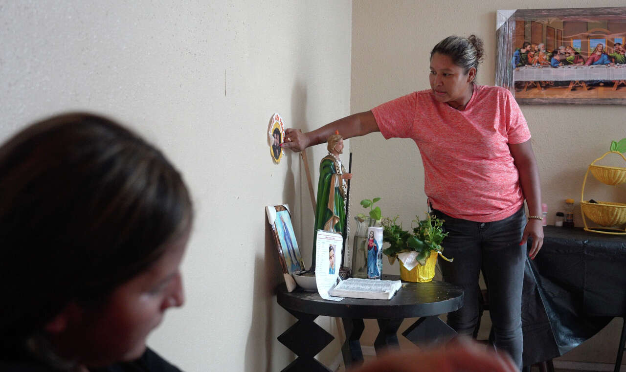 Show some courage, Mayor Whitmire. This undocumented mother did ...