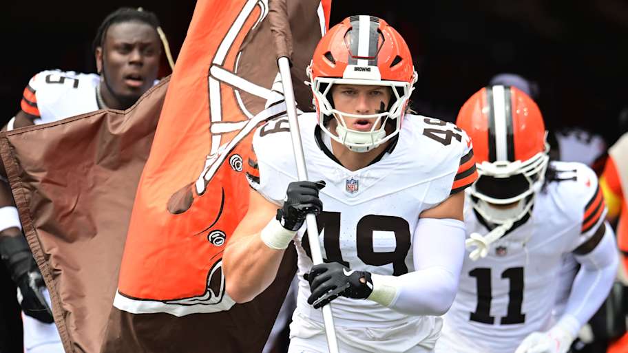 Two Browns draft picks named top-10 rookies of the year