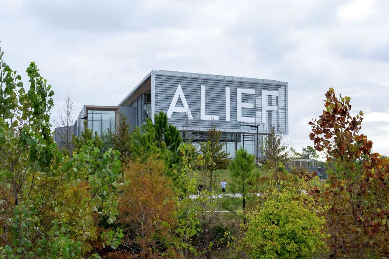 Alief is a microcosm of Houston's diversity. Why is it losing residents?