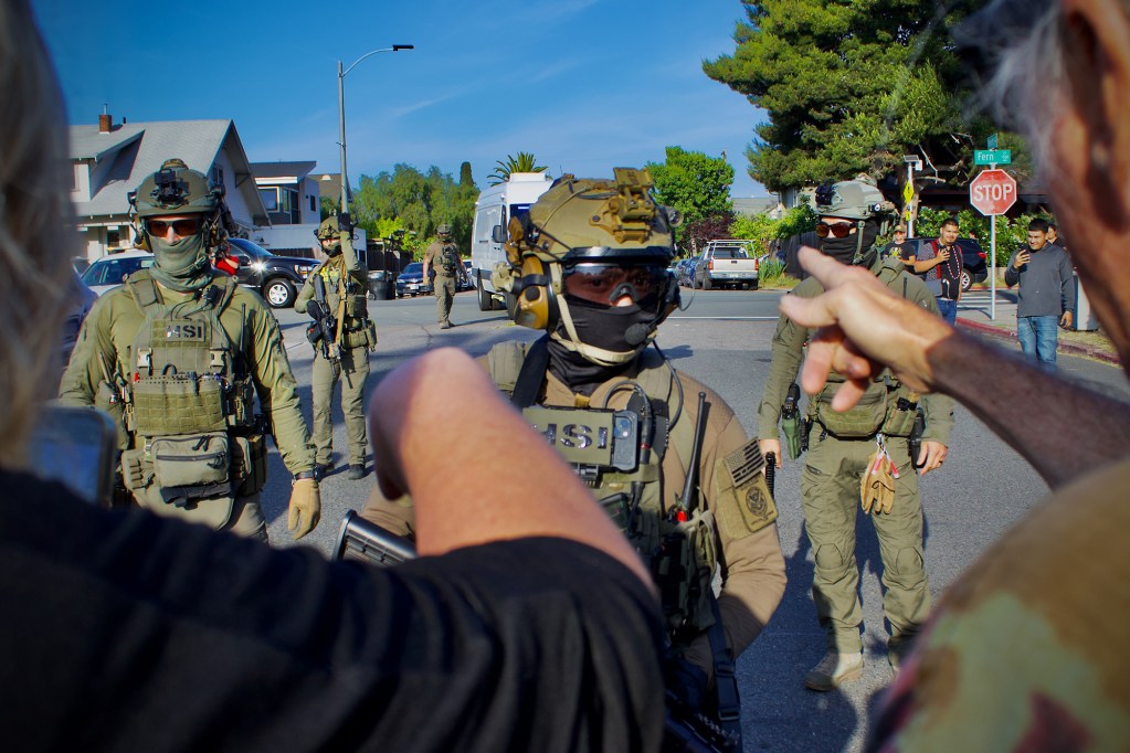 New California law bans federal agents from wearing masks in showdown ...