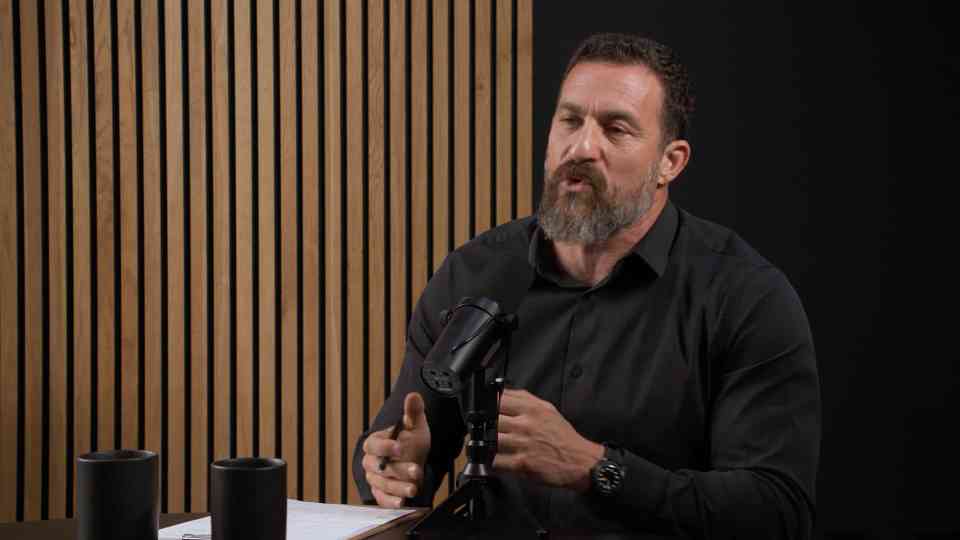 How Menopause Estrogen Impact Brain Function