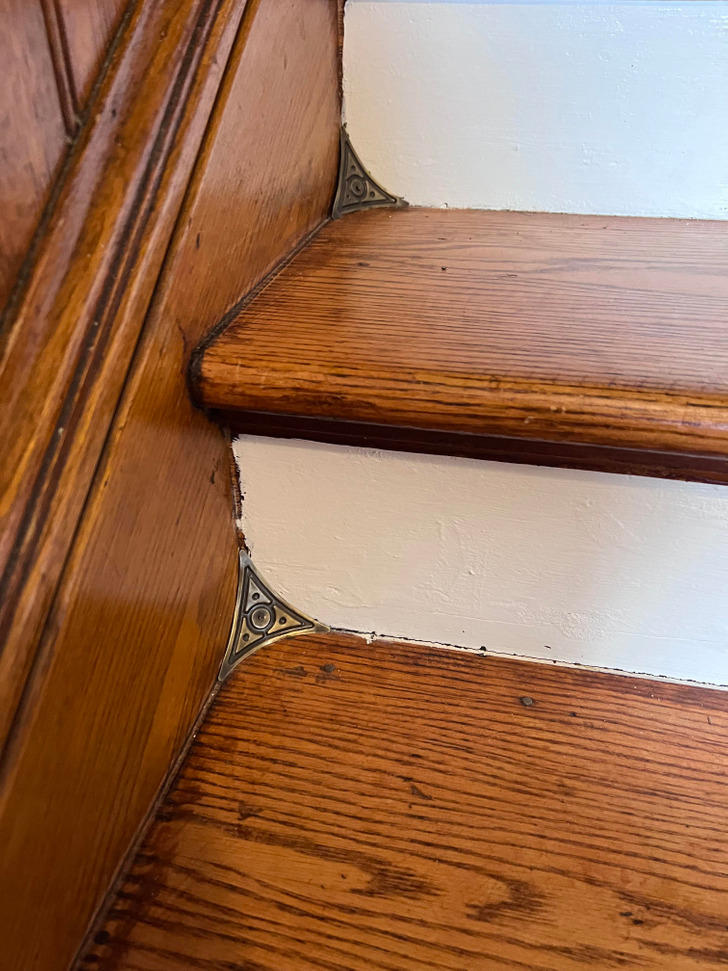 13 confusing objects whose purpose left people thinking, “Wait a minute...”