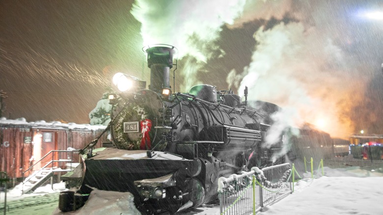 Colorado's 5 best train rides for unbelievably scenic snow-covered ...
